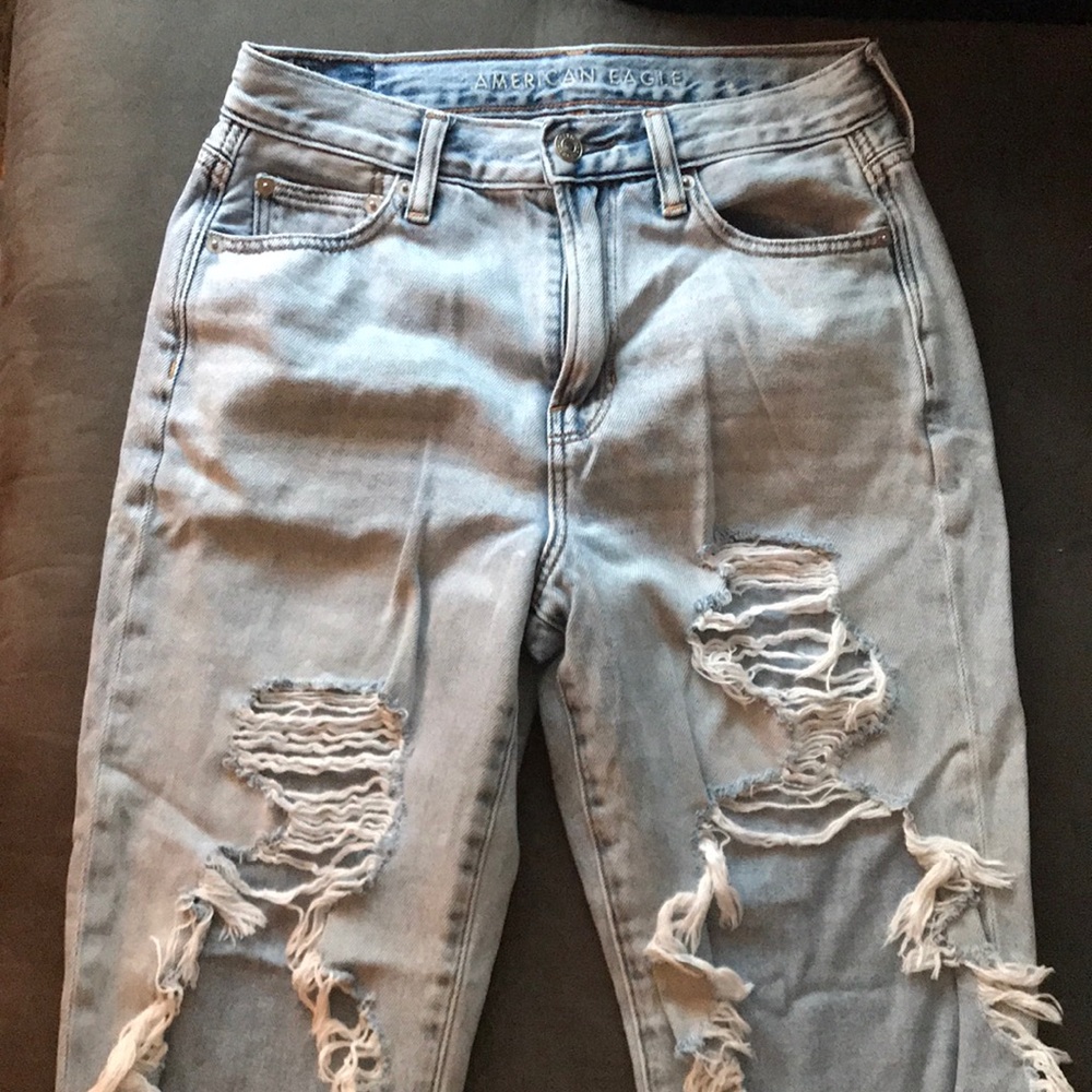 American Eagle Mom Jeans